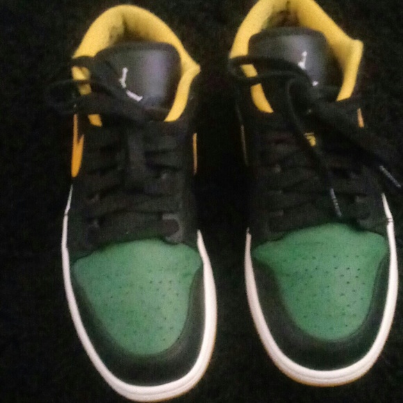 green and yellow ones jordans